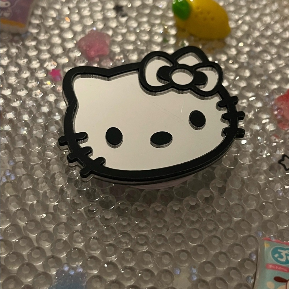 Hello Kitty Mirror Pin